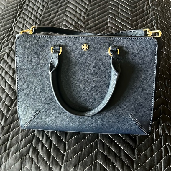 Tory Burch Emerson crossbody double magnetic closure and large zip picket medium